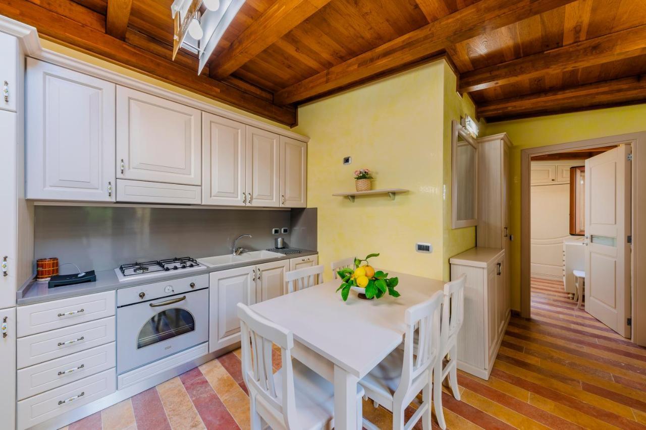 Bouganville House *